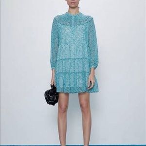 Zara green floral mini dress Size S NWT